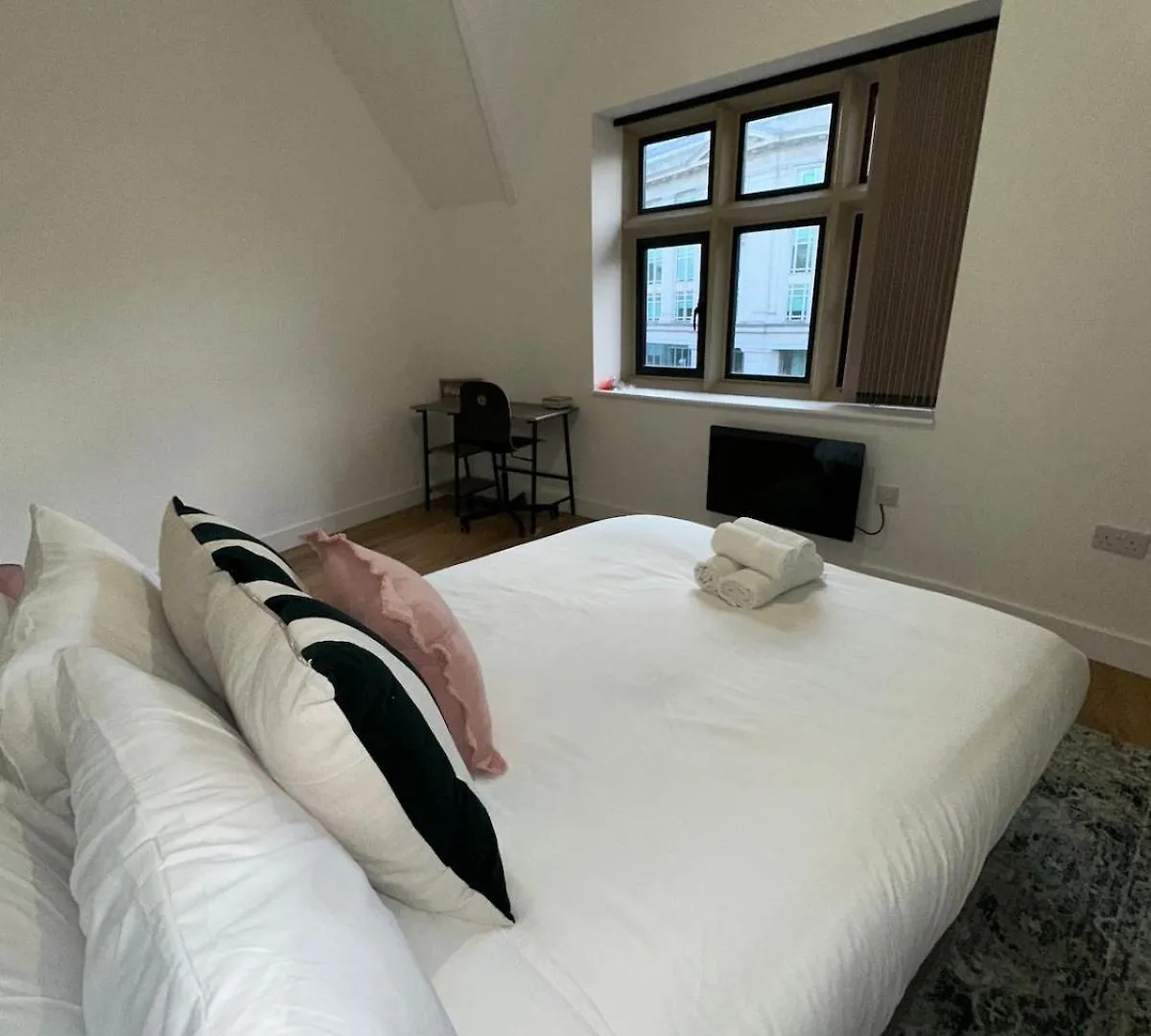 Apartment In City Centre 谢菲尔德